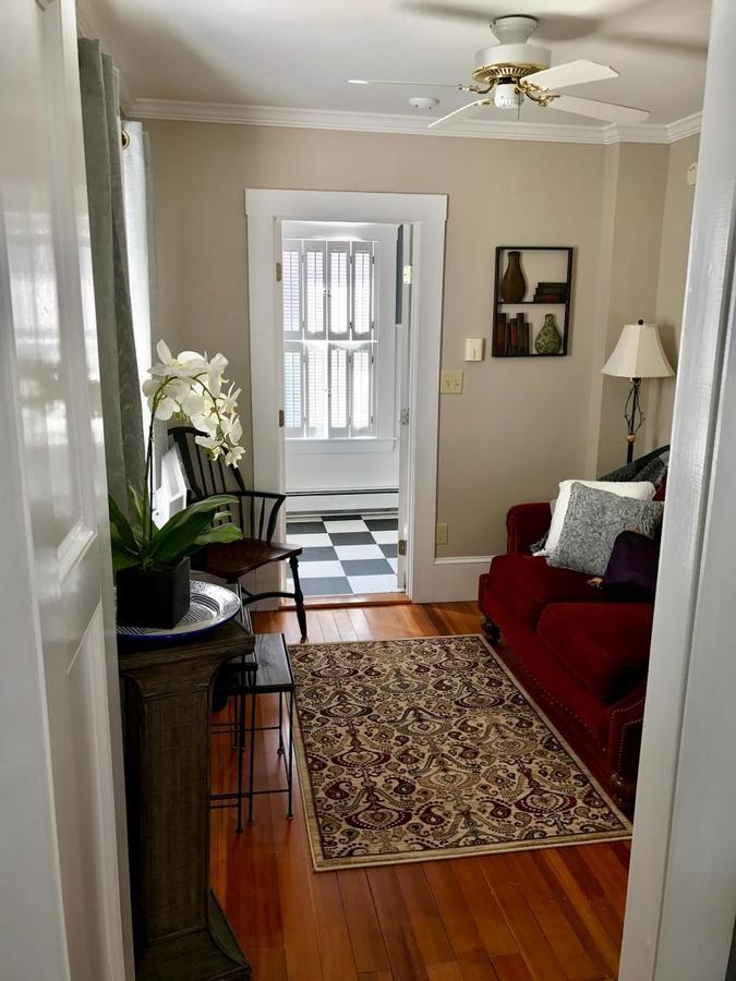 Queen Suite