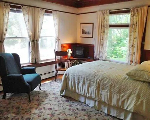Beautiful Ogunquit Resort Condo Accommodations-1