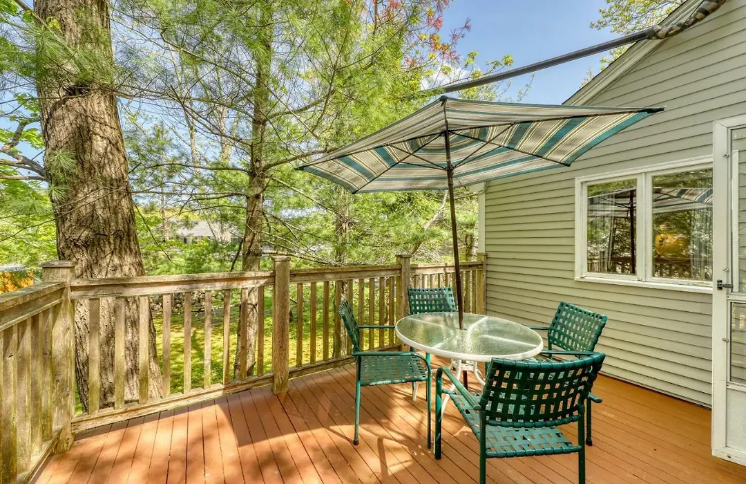 Quintessential Maine Cottage-1