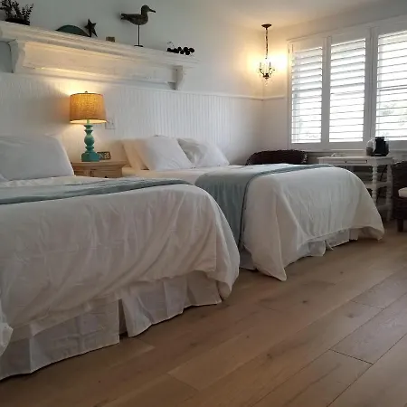 Auberge On The Cove-2