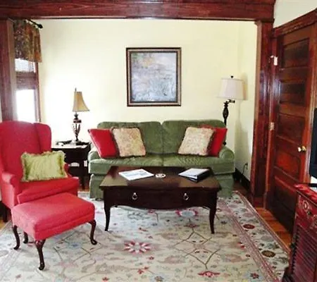 Beautiful Ogunquit Resort Condo Accommodations-3
