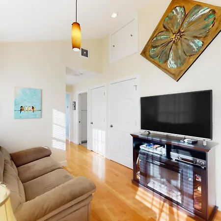 Eastwind Elegance-3
