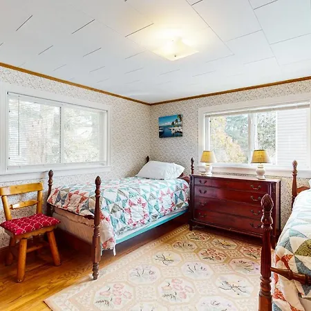 Pineapple Cottage By The Sea-3