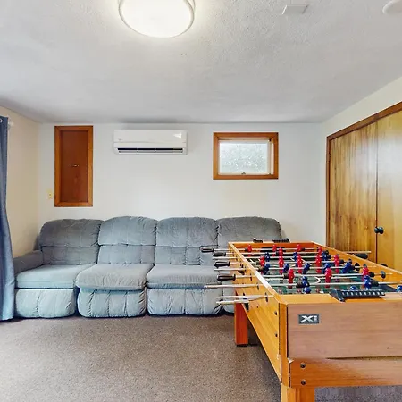 Birch Circle Beach House-2